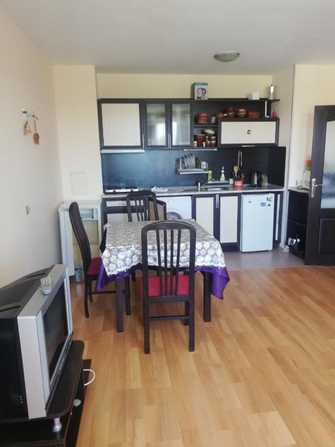 Renta Bg Apartments In Царево Екстериор снимка
