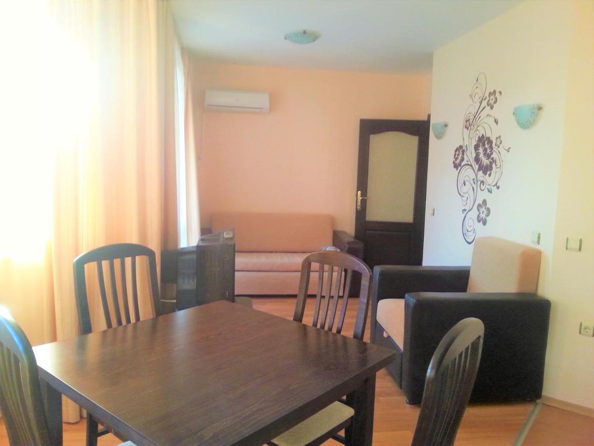 Renta Bg Apartments In Царево Екстериор снимка