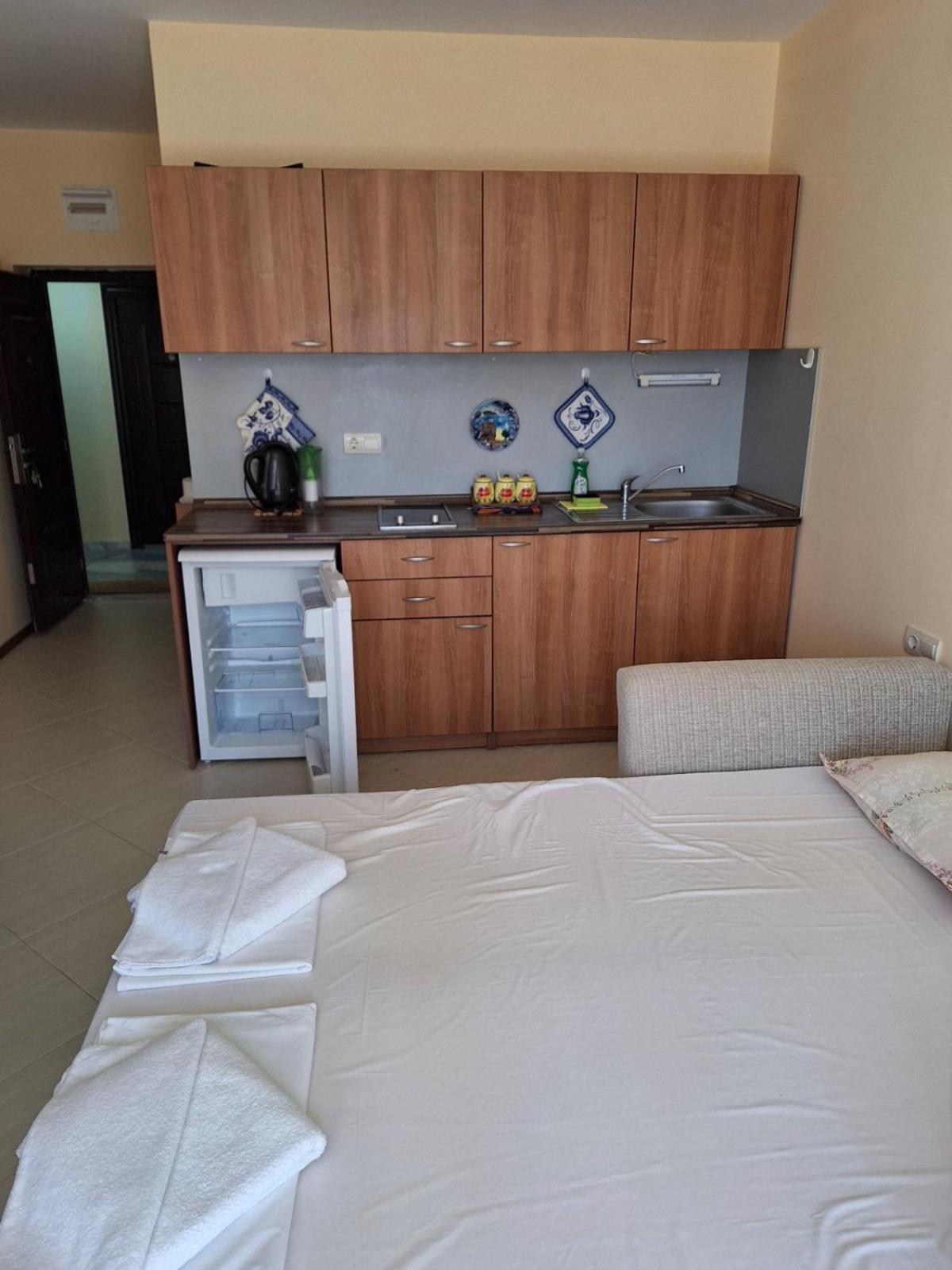 Renta Bg Apartments In Царево Екстериор снимка
