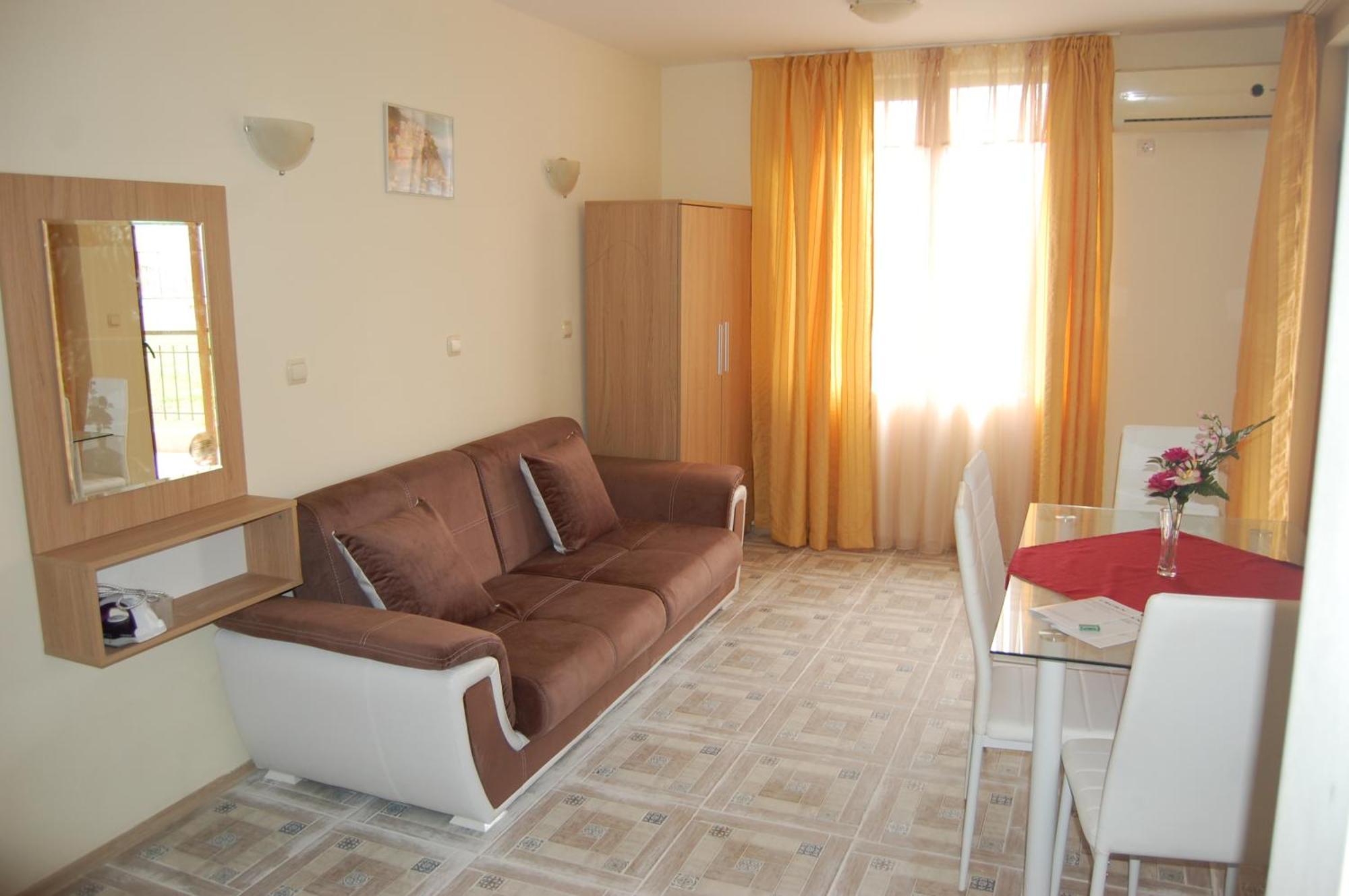 Renta Bg Apartments In Царево Екстериор снимка