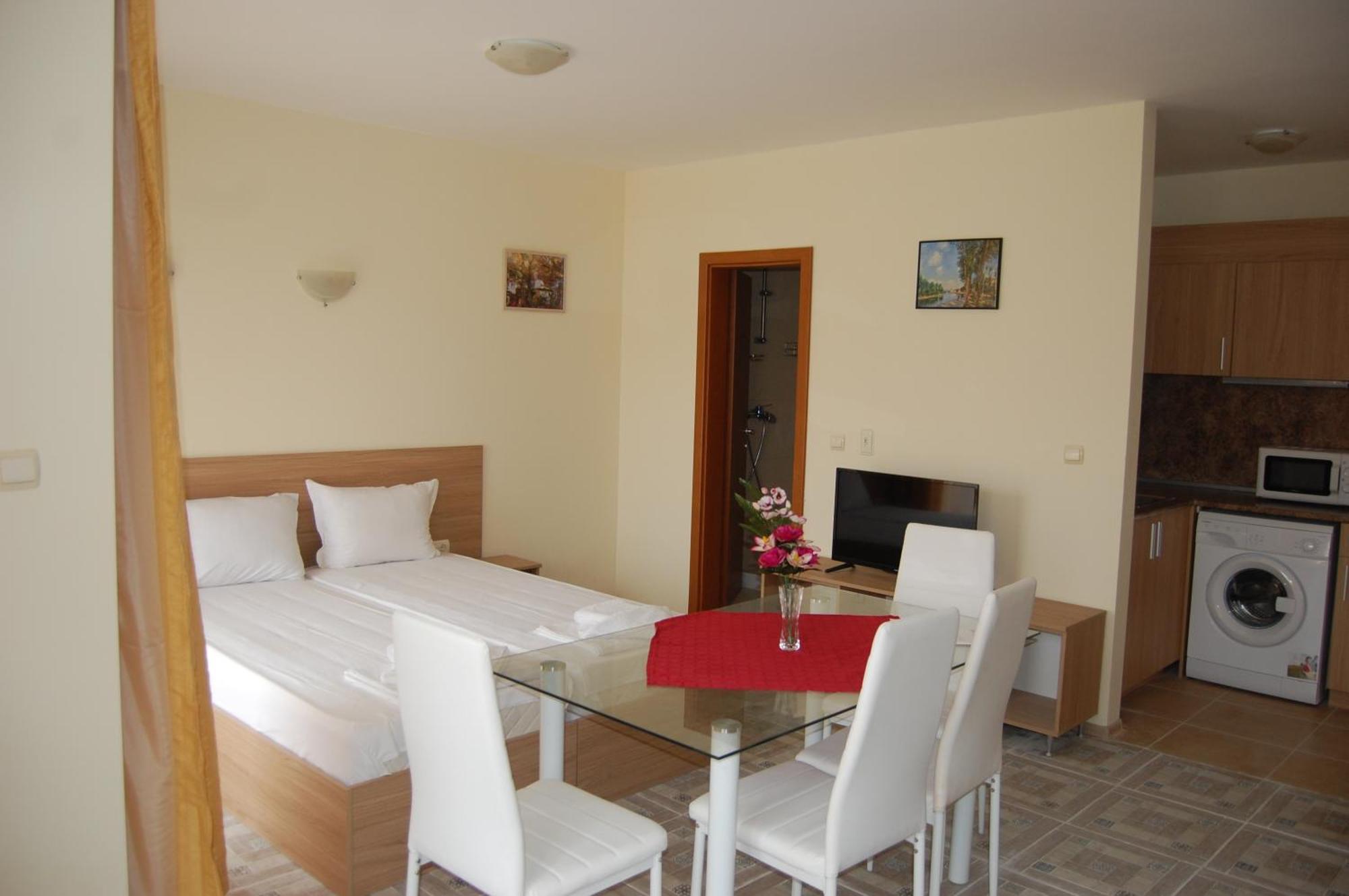 Renta Bg Apartments In Царево Екстериор снимка