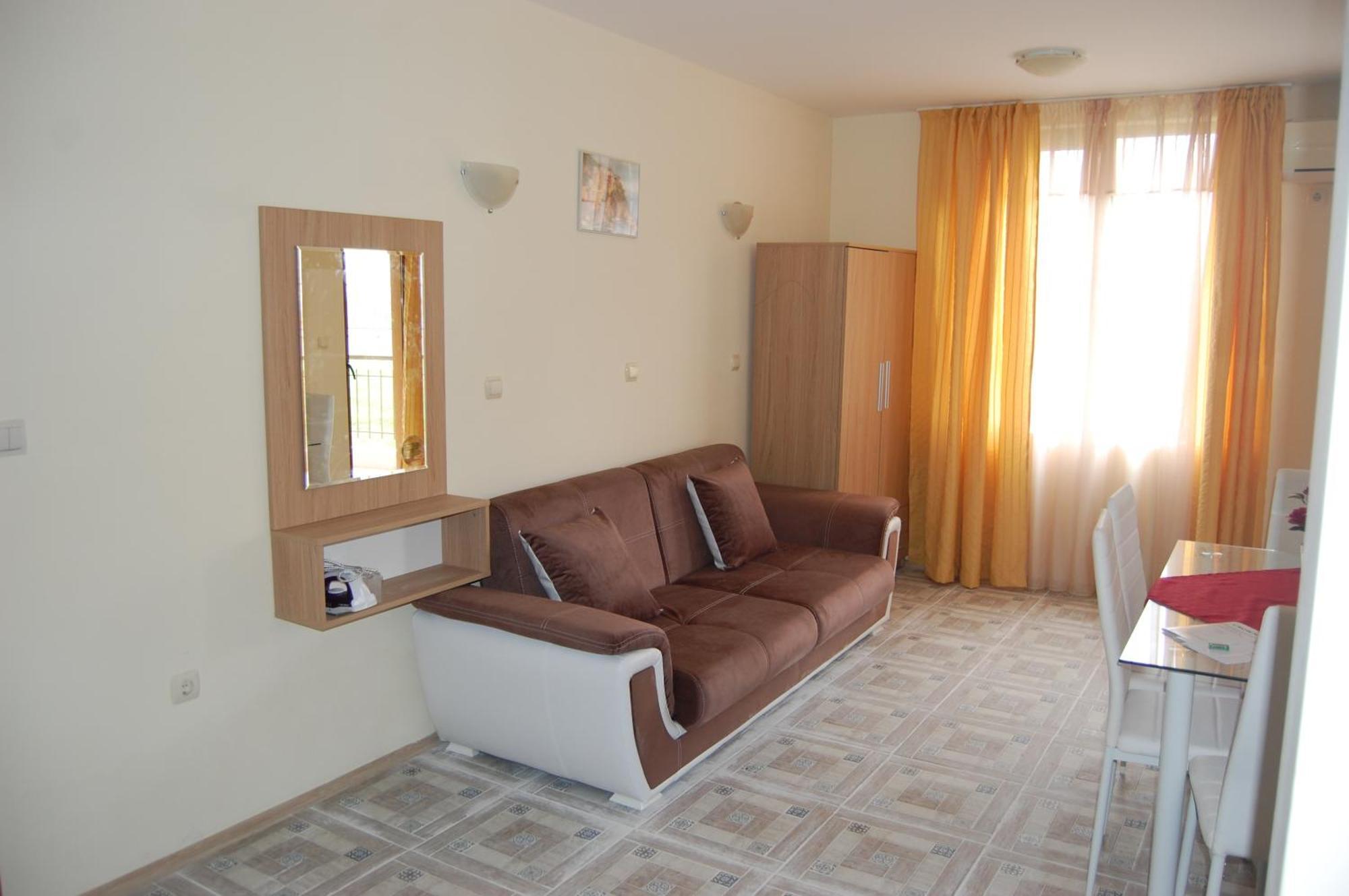 Renta Bg Apartments In Царево Екстериор снимка