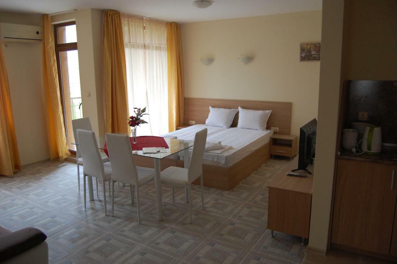 Renta Bg Apartments In Царево Екстериор снимка